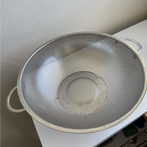 Vintage Aluminum Colander – 12” Mid-Century Kitchen Strainer - Picture 2 of 13